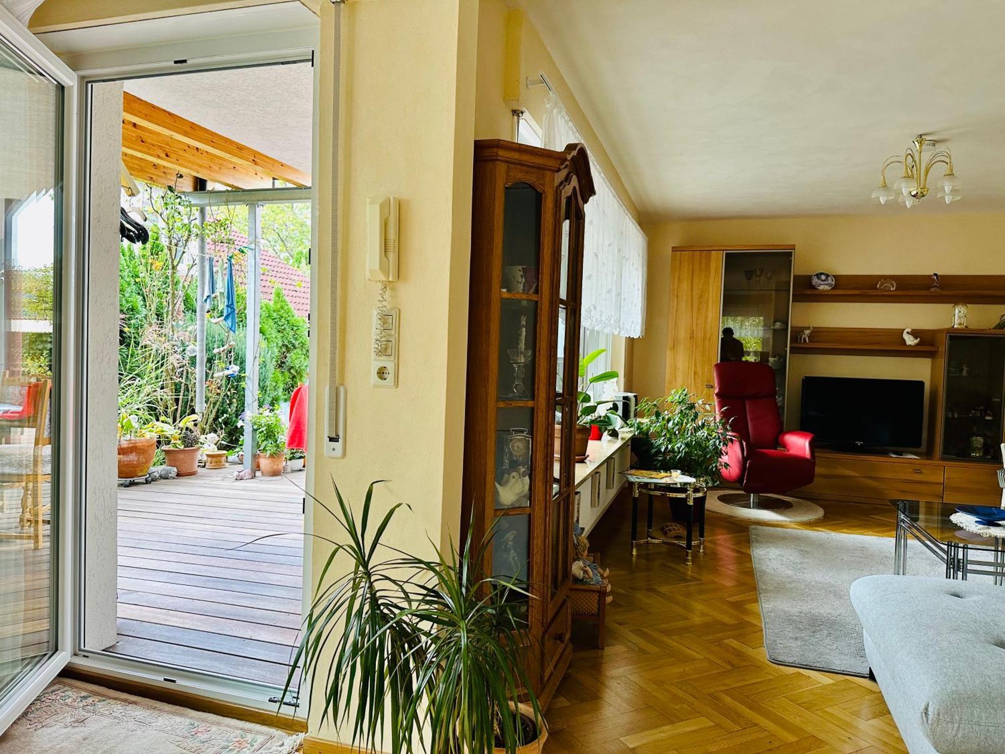 2,5-Zimmerwohnung Mit Terrasse - Keine Monteure マールバッハ・アム・ネッカー エクステリア 写真
